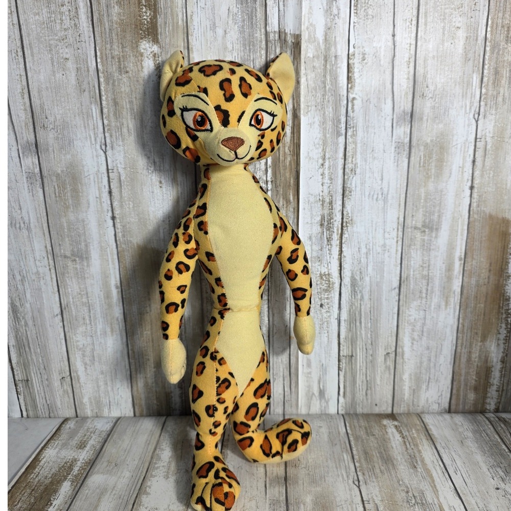 Madagascar 3 Gia the Jaguar Plush Toy Factory 16 Inch DreamWorks 2012 Spotted